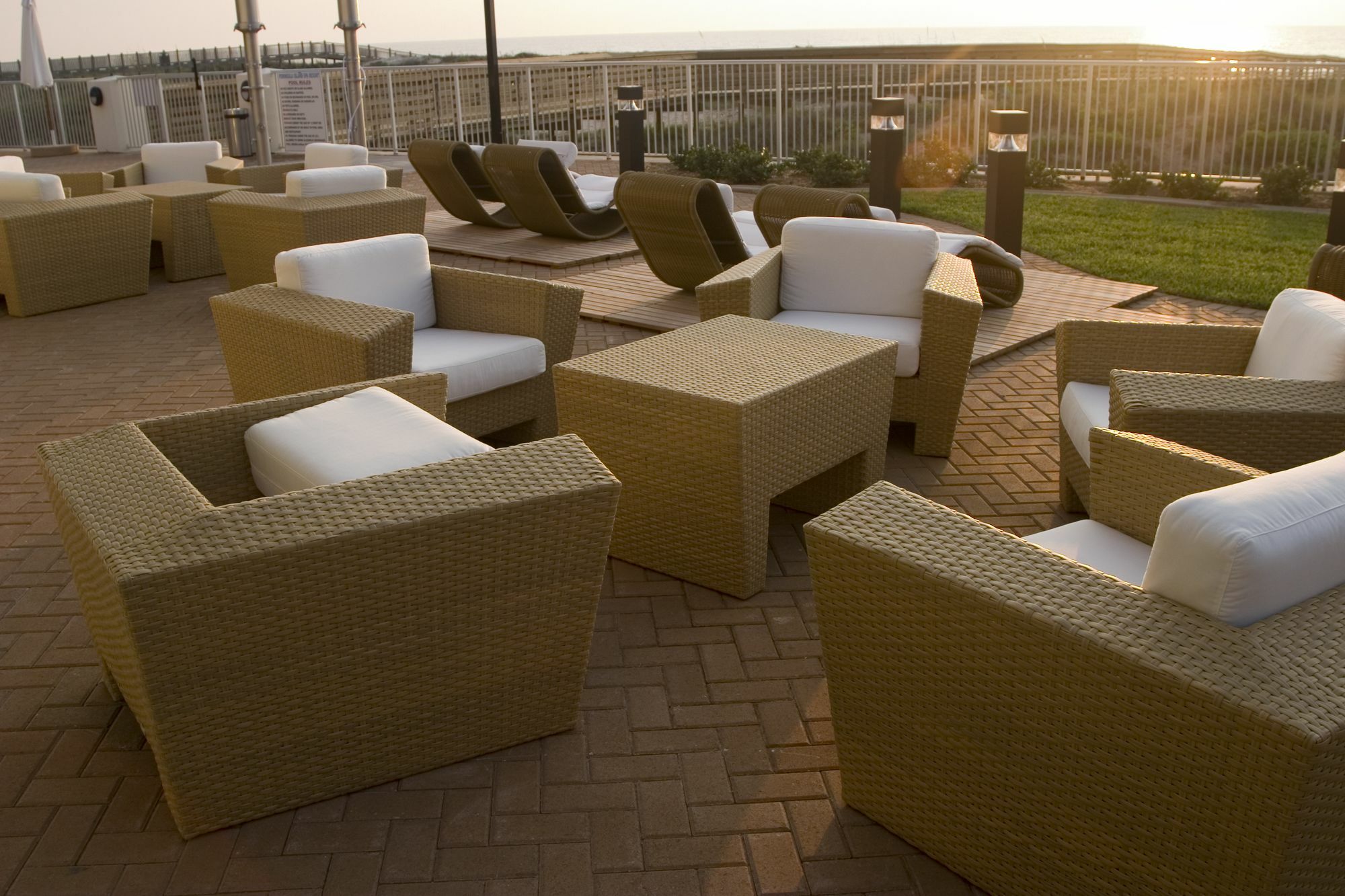 Peninsula Island & - Beachfront At South Padre Island