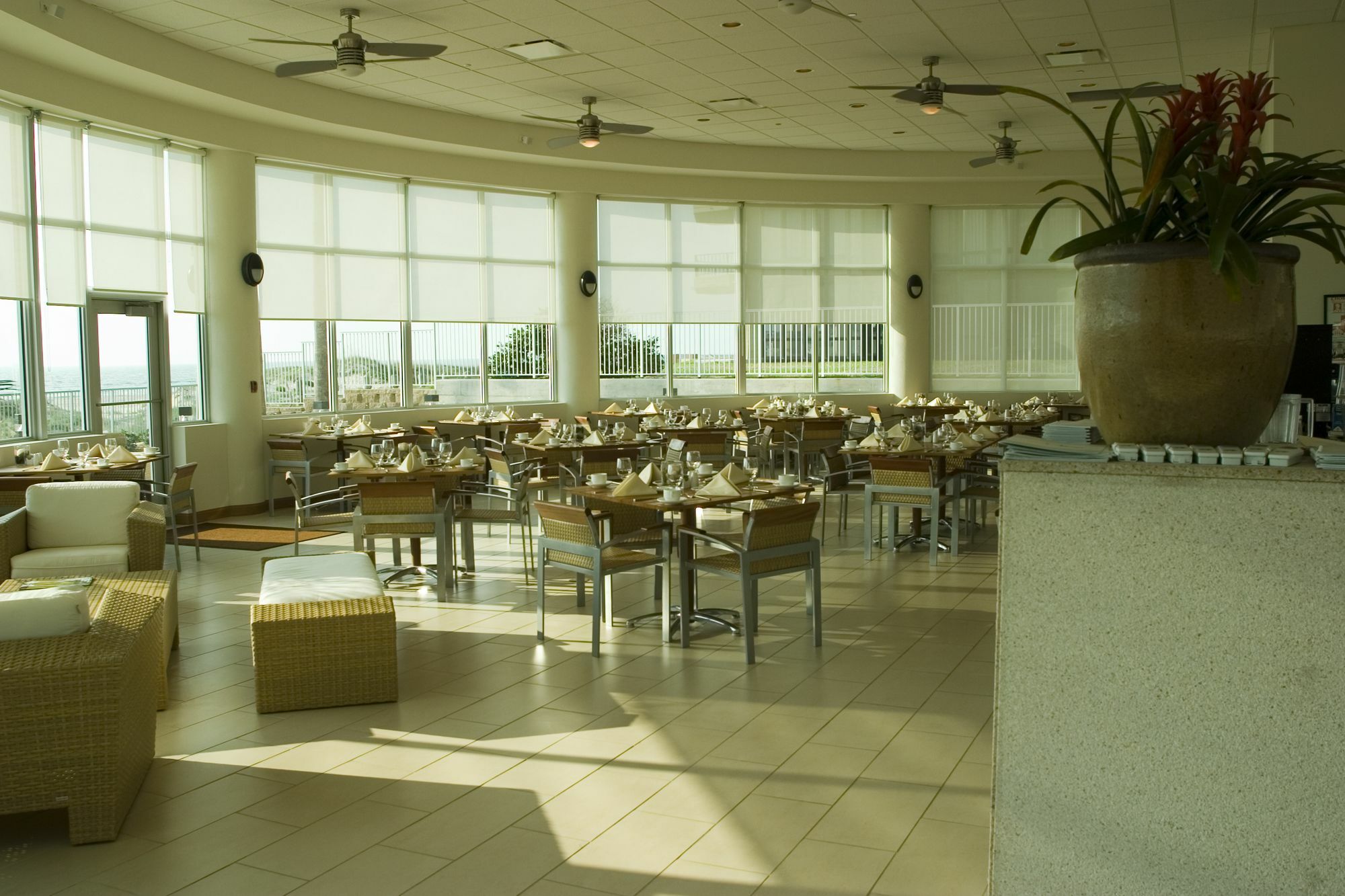 Peninsula Island & - Beachfront At South Padre Island
