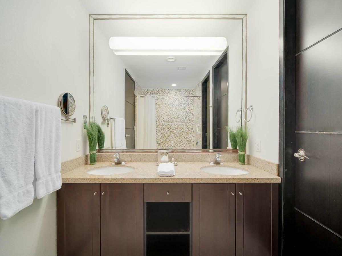Luxurious 3 Bedrooms In Peninsula At The Beach