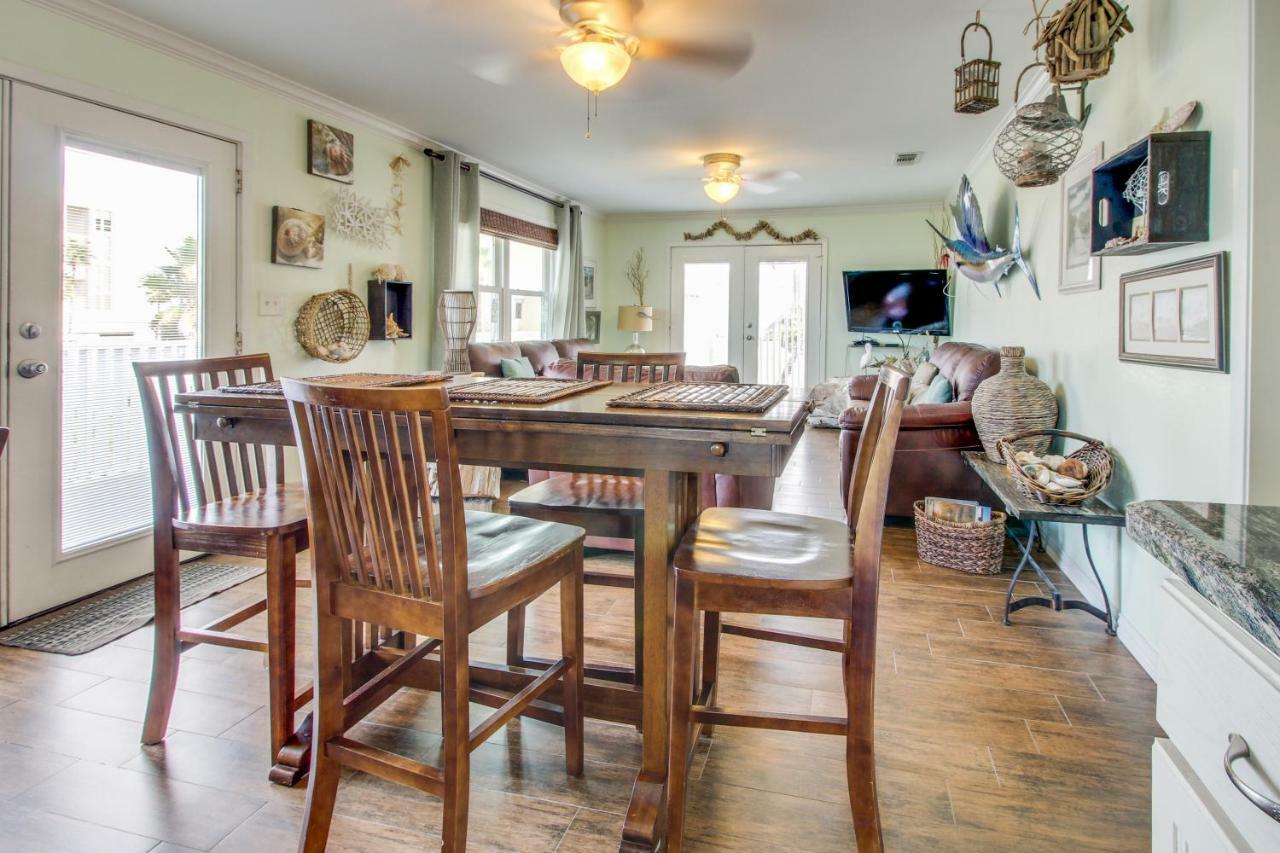 Mesquite House Upstairs Unit Apartment South Padre Island