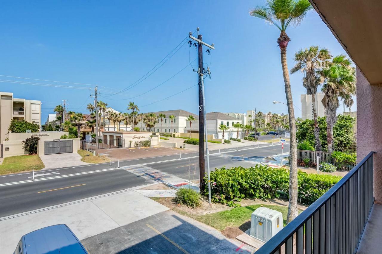 Palm Tree Escape Apartment