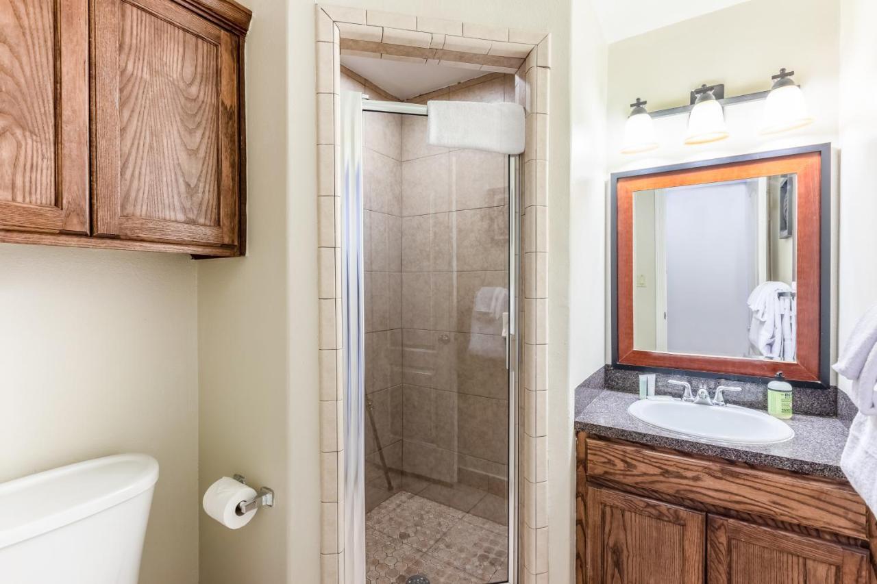 Lantana Retreat Unit #2 Holiday home *