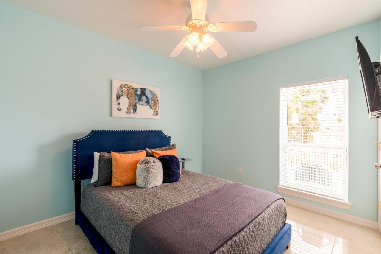 Holiday home Blue Dolphin *