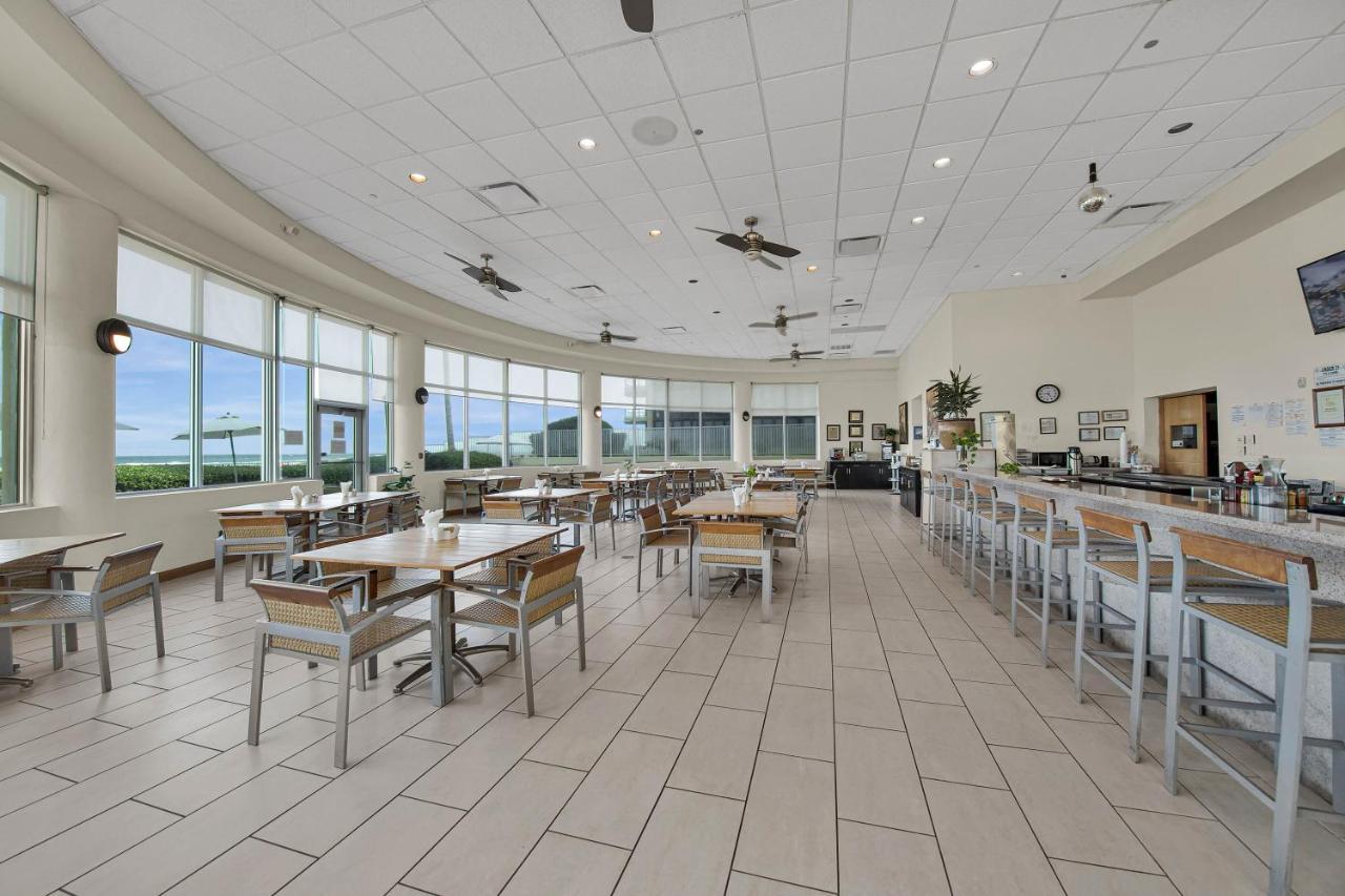 Hotel Peninsula Island & - Beachfront At 4*