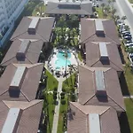 Tiki Condo 261