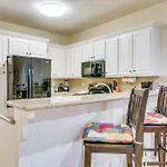 South Padre Island Condo Near Beach With Balcony!
