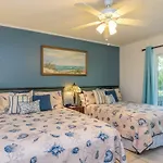 The Tiki- Beach Front Complex! Unit 106