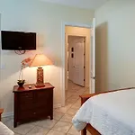 Escape Condominiums #8