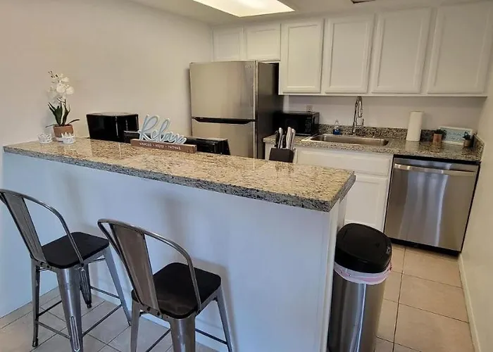 Tiki Condo 261