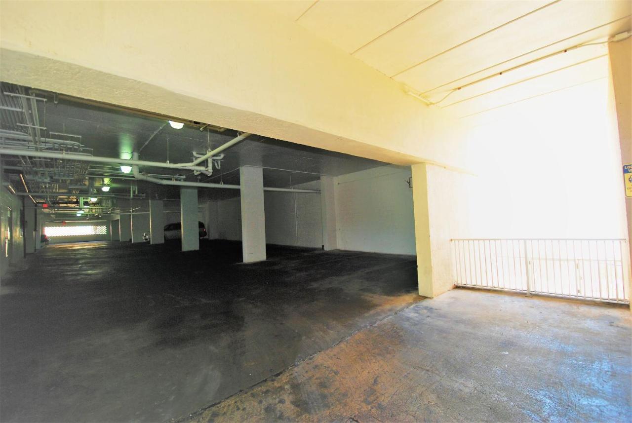 Apartment Inverness Unit #801 *