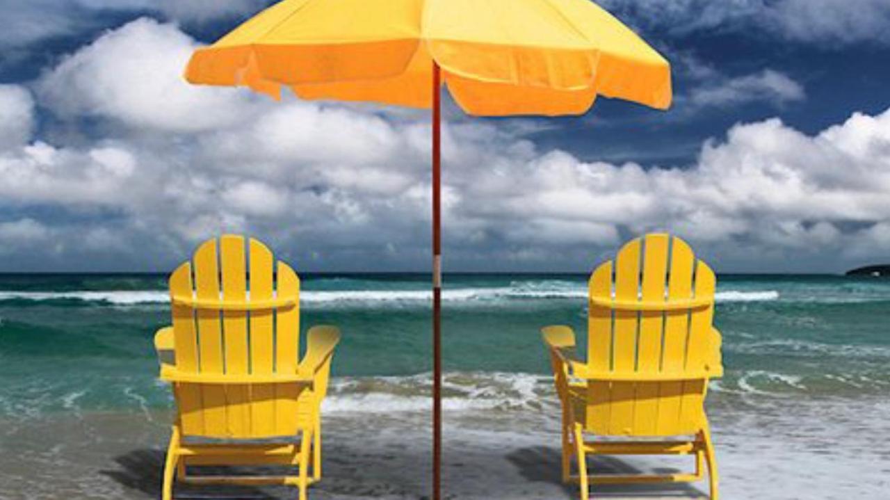 Aparthotel Beachfront Condo: Award-winning Coastal Retreat *
