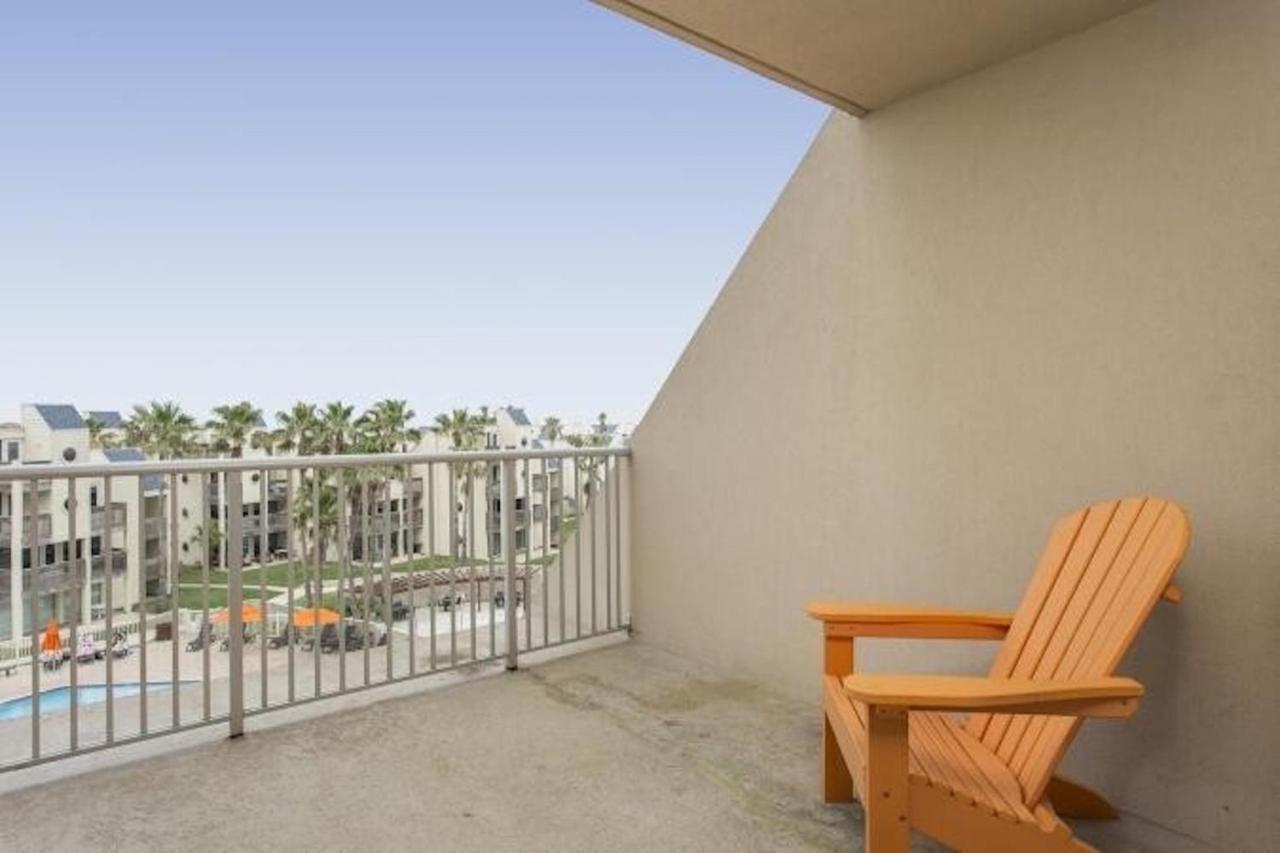 Solare Tower 2 Bedroom, #405 Holiday home *