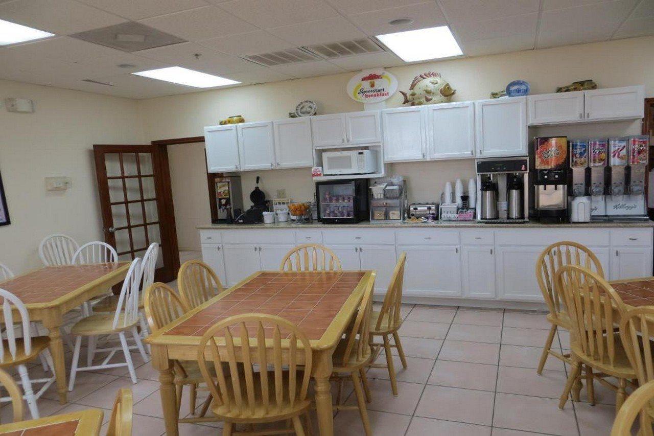 Super 8 By Wyndham Hotel South Padre Island