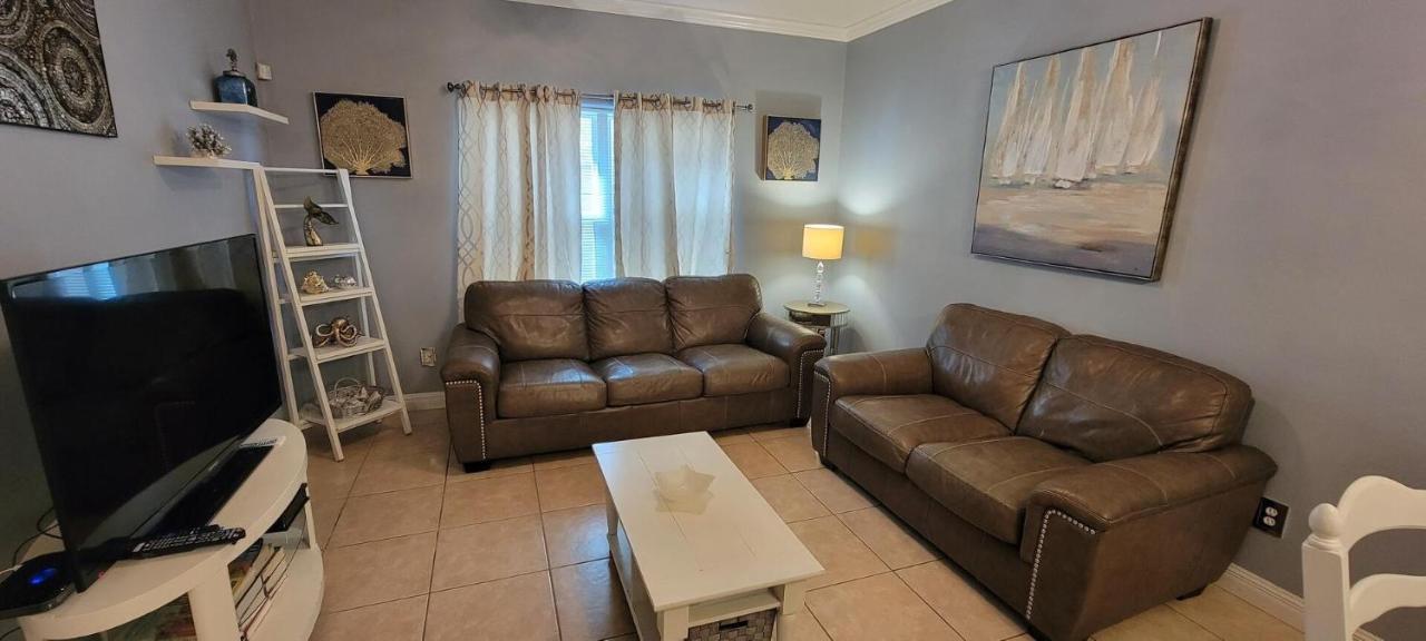 Swanky 2 Bedroom, Easy Walk To Mar Y Sol Ii # 1 South Padre Island