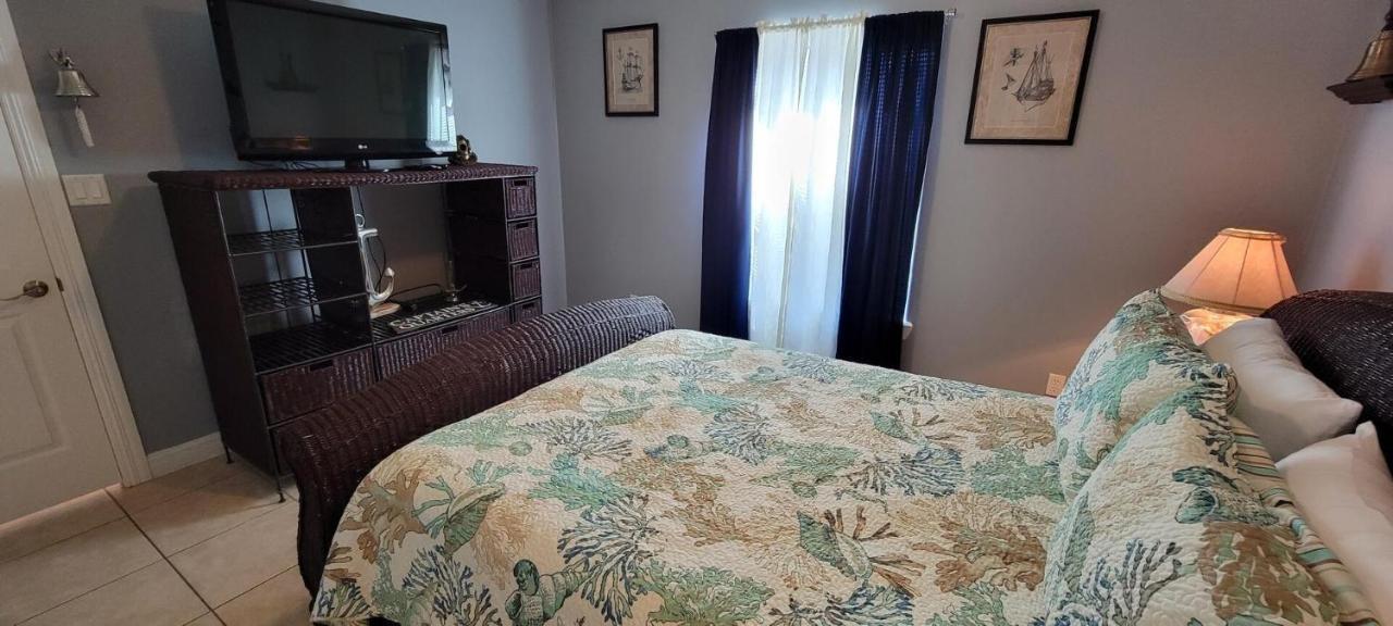 Apartment Swanky 2 Bedroom, Easy Walk To Mar Y Sol Ii # 1 South Padre Island