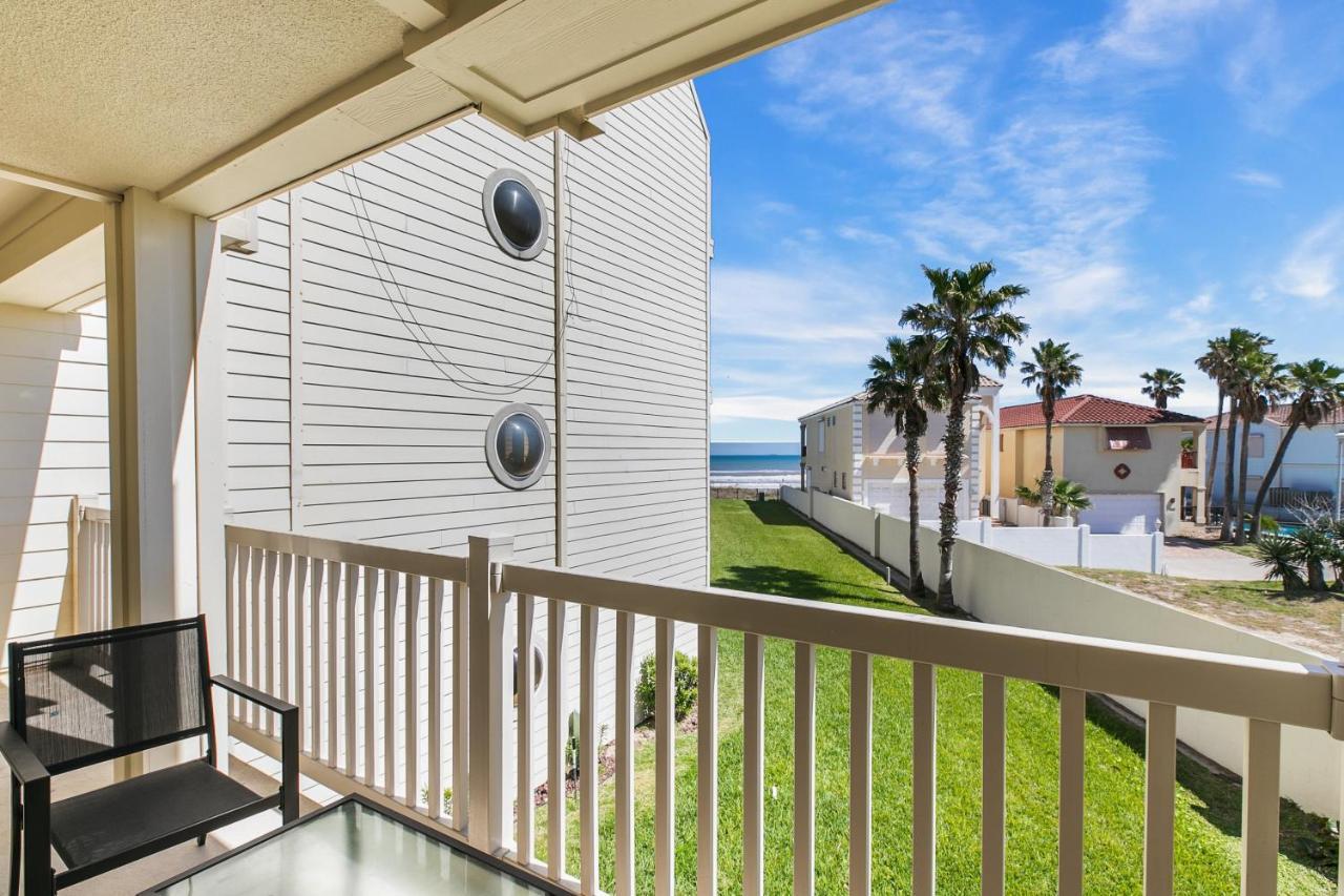 Holiday home Fully Renovated Steps From The With Ocean View Balcony South Padre Island