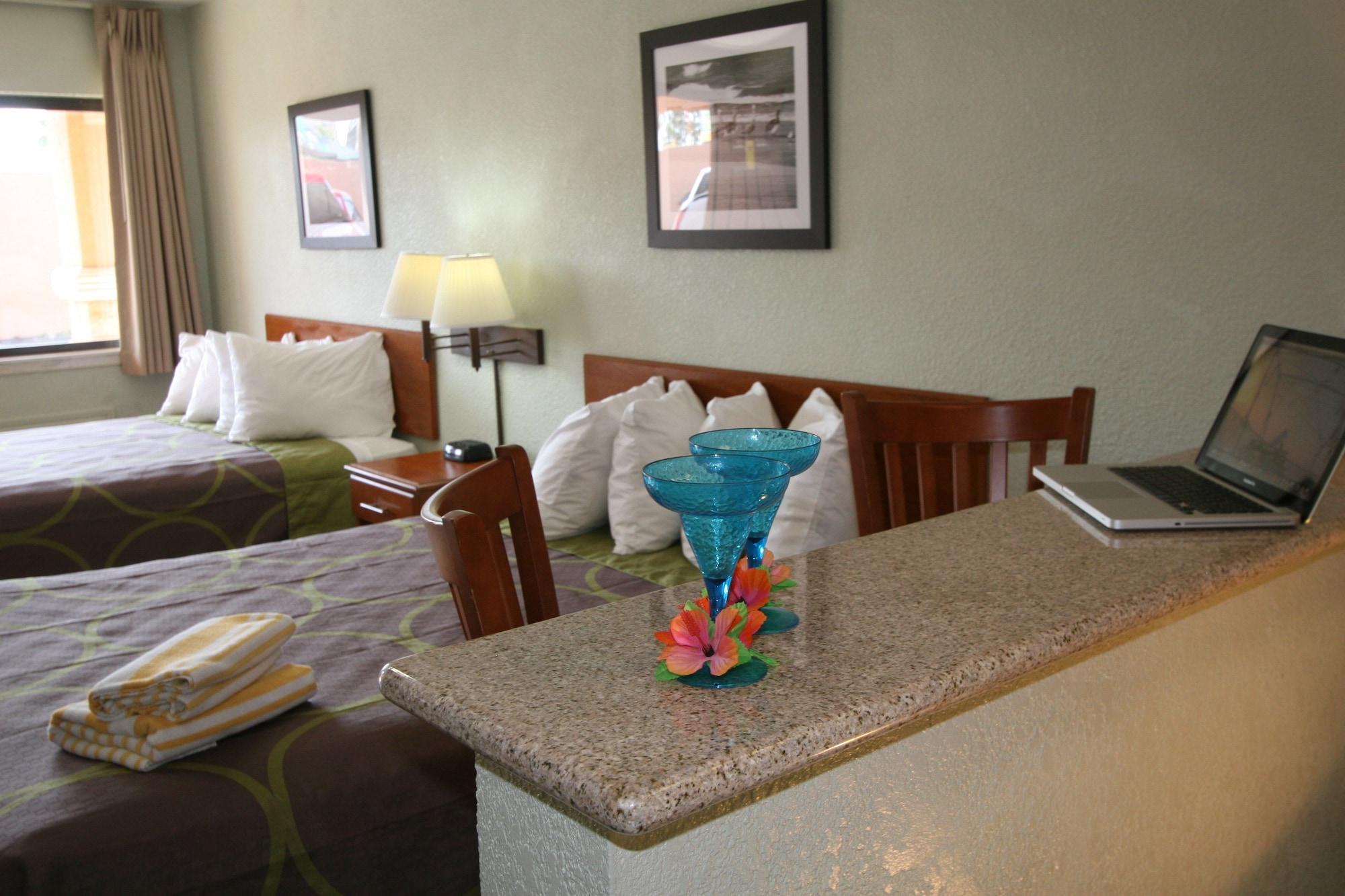 Super 8 By Wyndham 2*