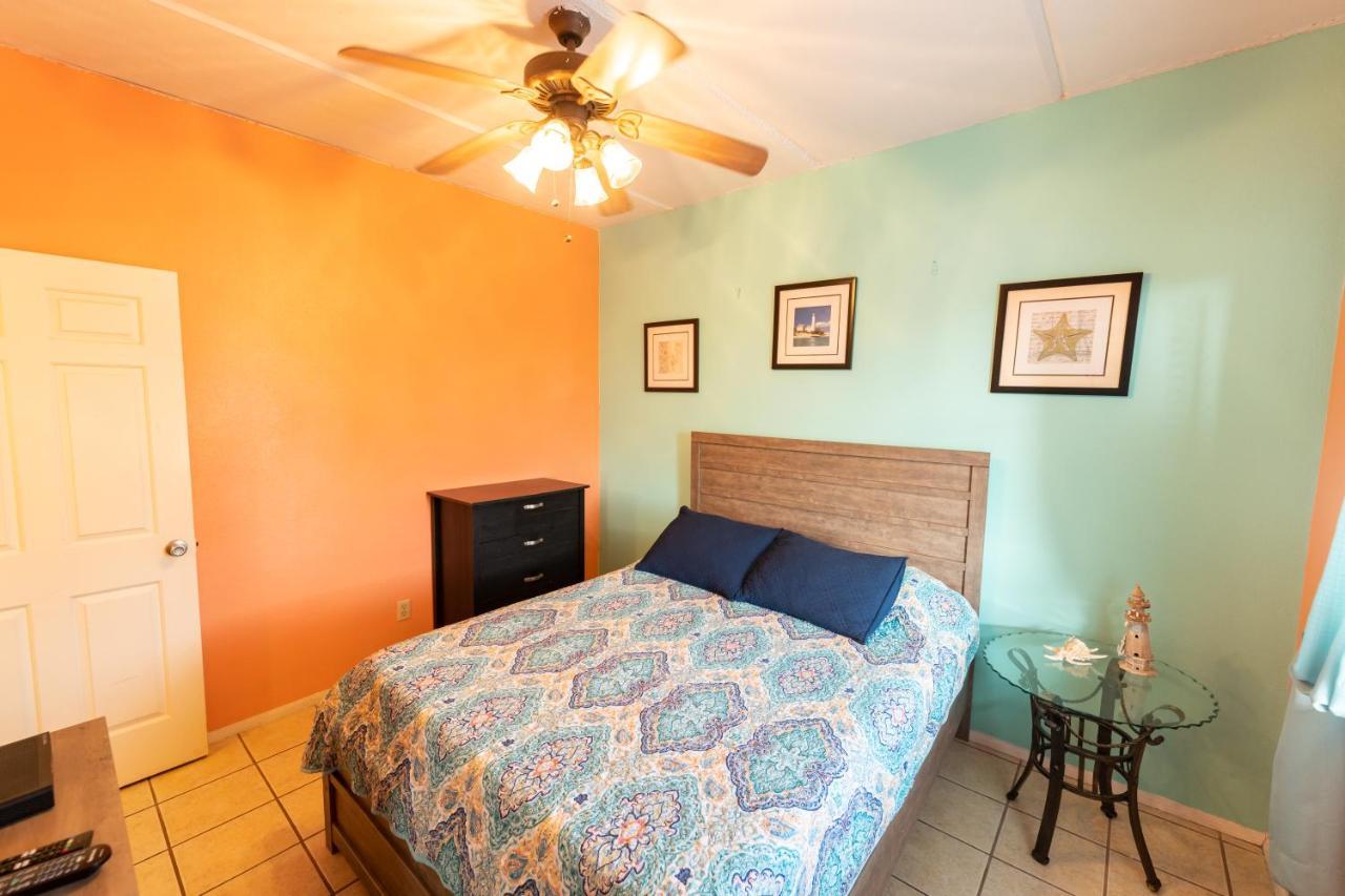 Beachfront Condo: Award-winning Coastal Retreat * South Padre Island