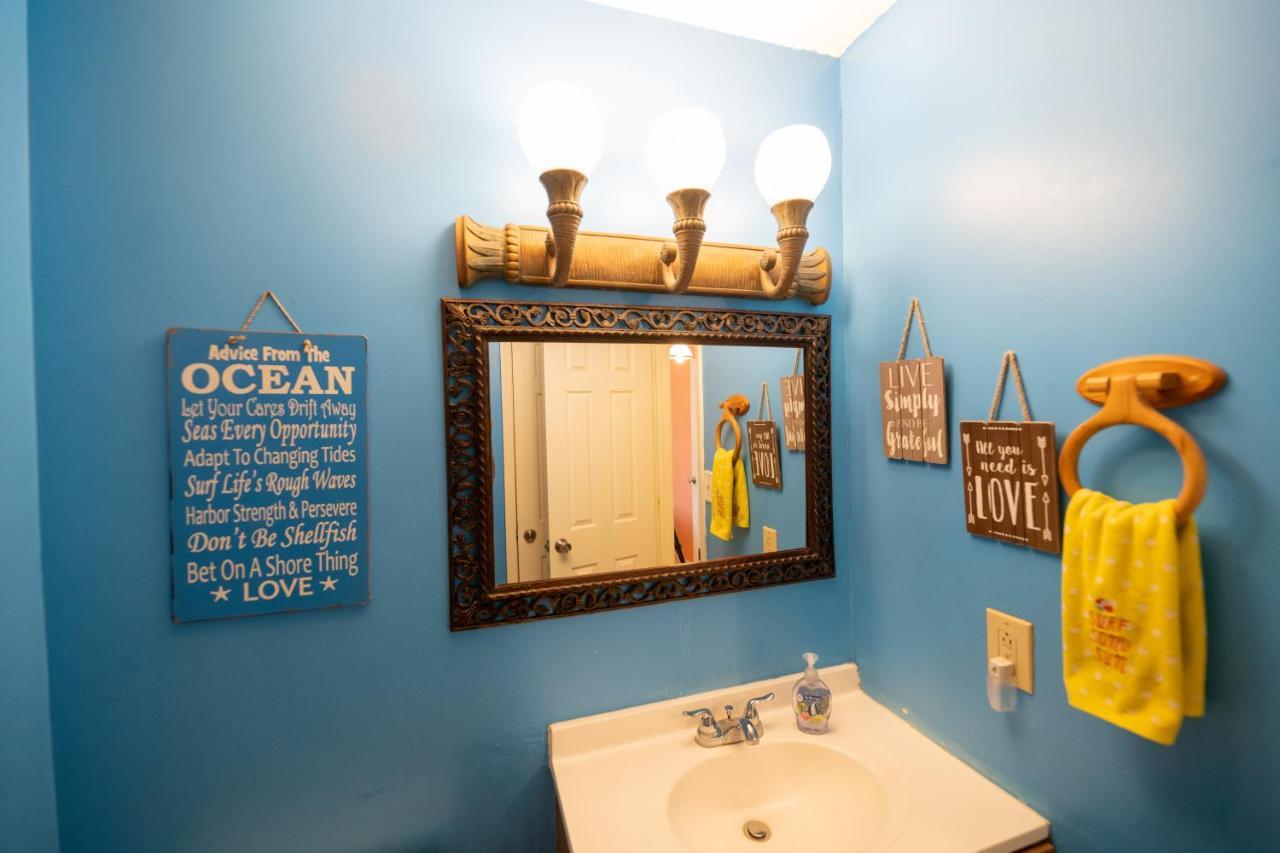 Aparthotel Beachfront Condo: Award-winning Coastal Retreat *