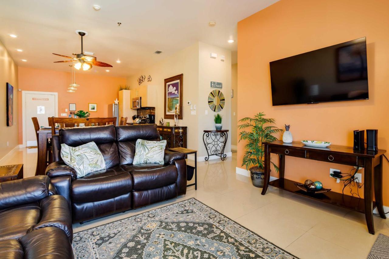 Vacation With Pool Access! Apartment South Padre Island