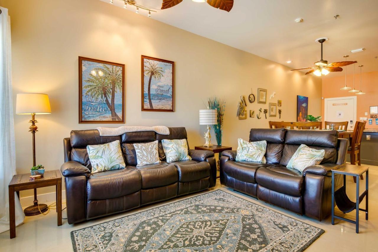 Vacation With Pool Access! Apartment South Padre Island