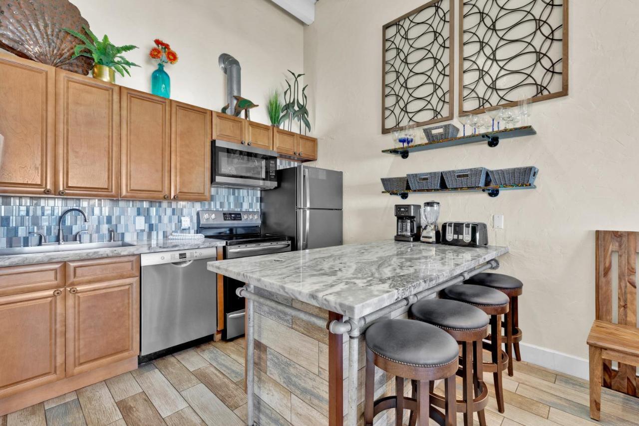 Aquarius Penthouse #2, Dahktari Apartment South Padre Island
