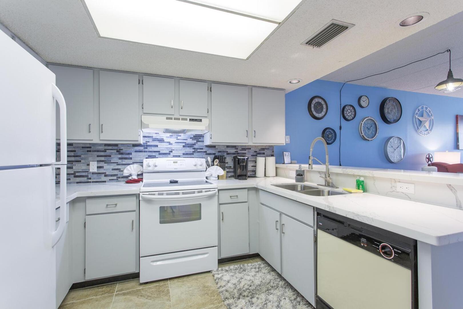 Surfside I #304 Apartment *
