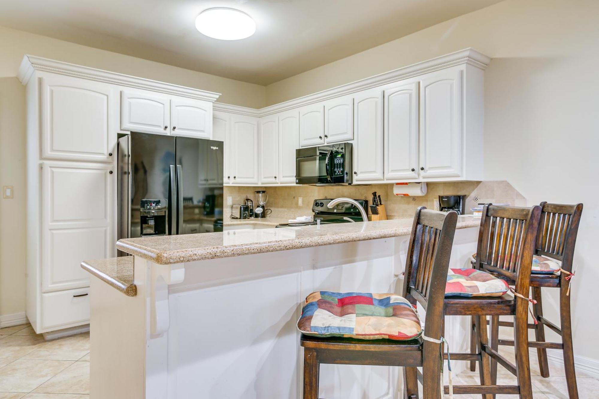 Near With Balcony! Apartment South Padre Island