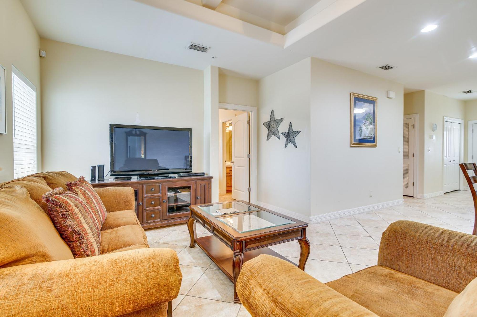 Apartment Near With Balcony! *