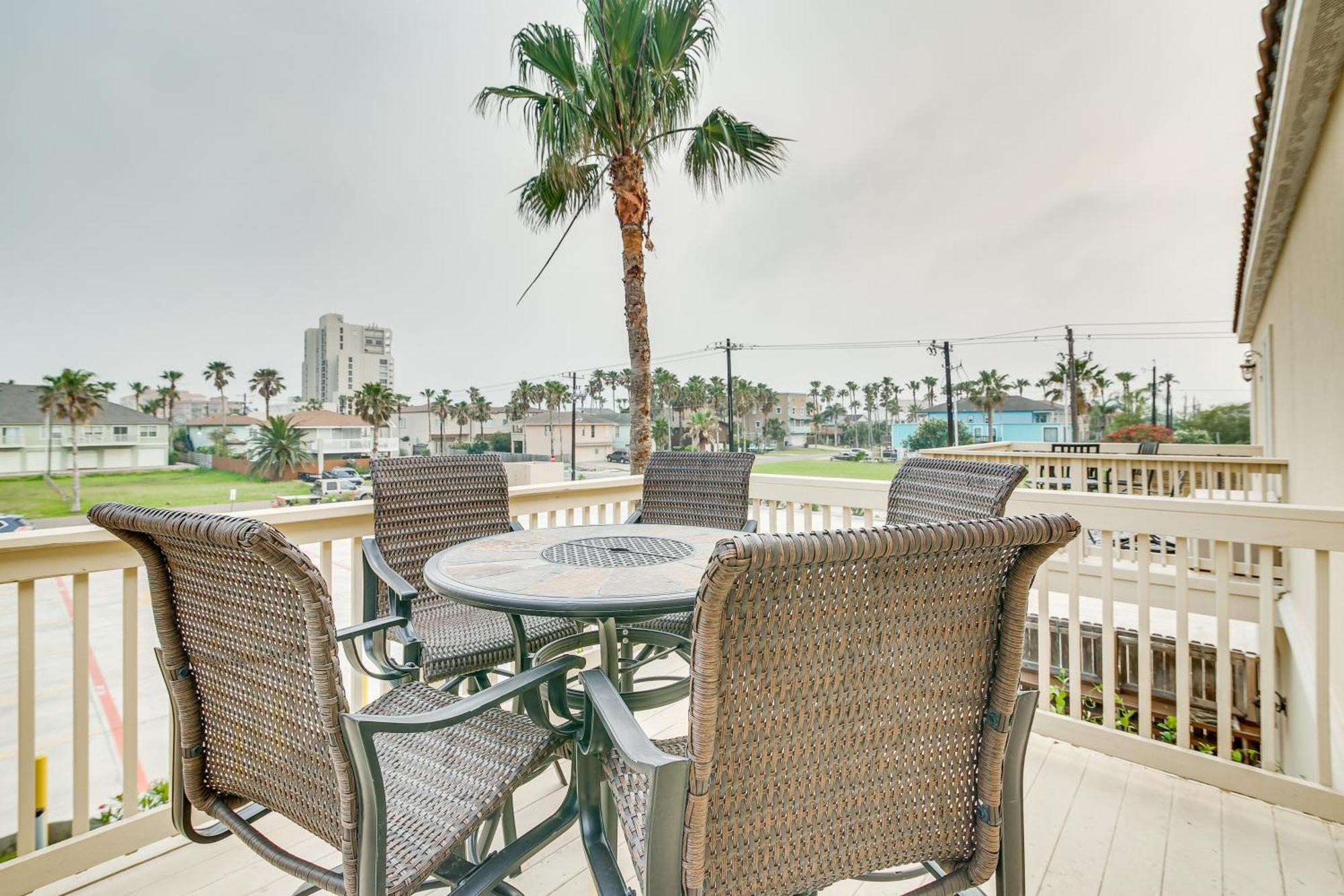 Near With Balcony! * South Padre Island