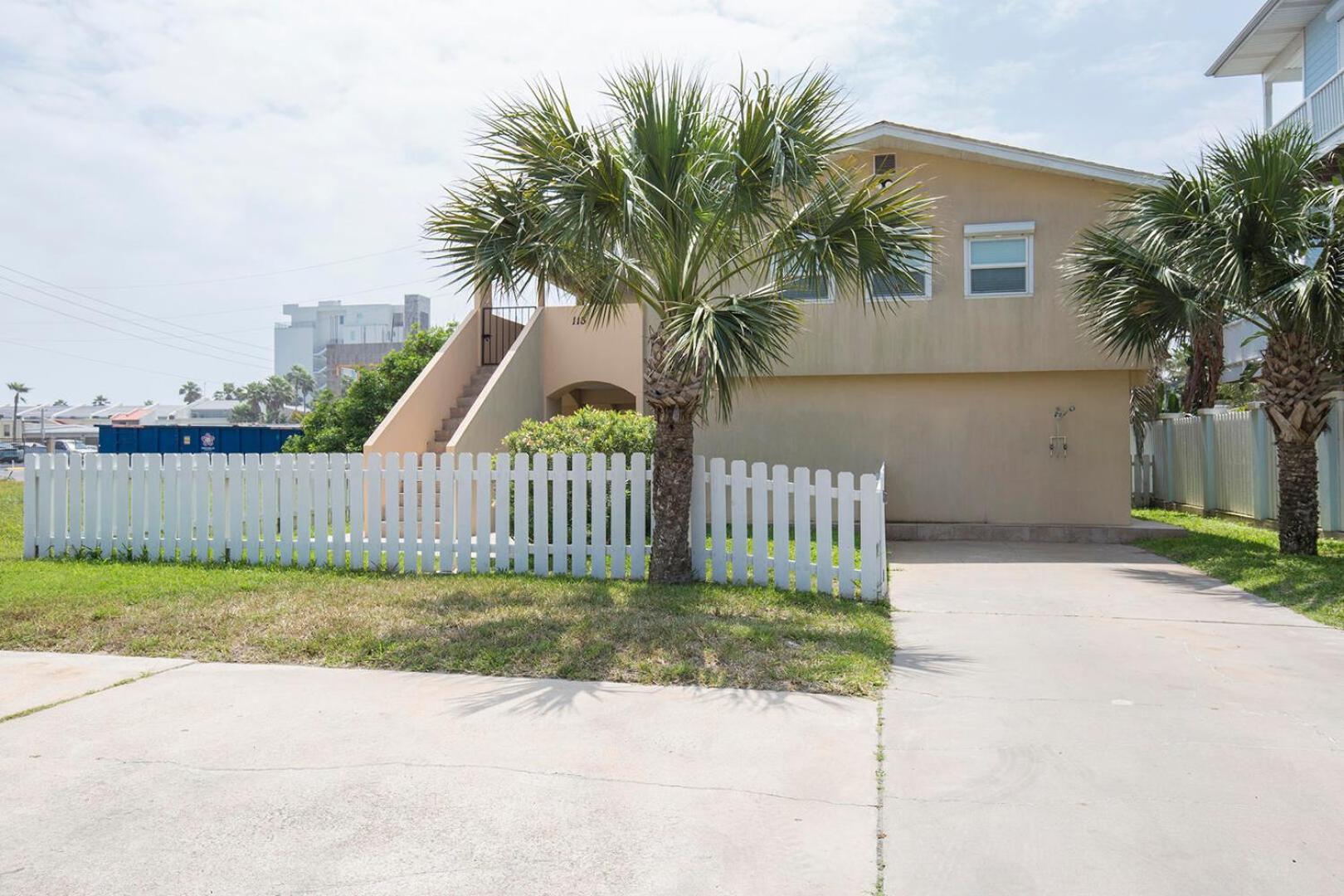 Pompano Beachview * South Padre Island