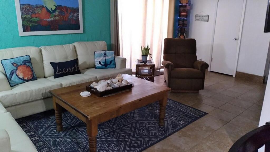 Tiki Spi Beachfront Condo, Right On The Beach! *