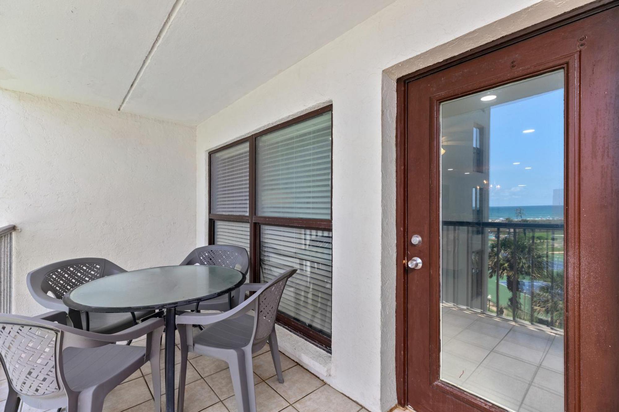 Apartment Saida Iv Unit #507