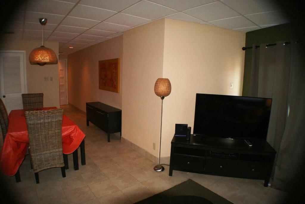 Gb 208 Bayfront With Boat Slip Pool Hot Tub * South Padre Island