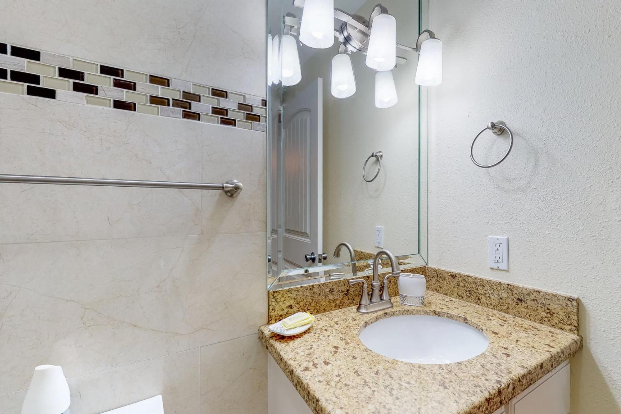 Sunchase Beachfront #210 Apartment *