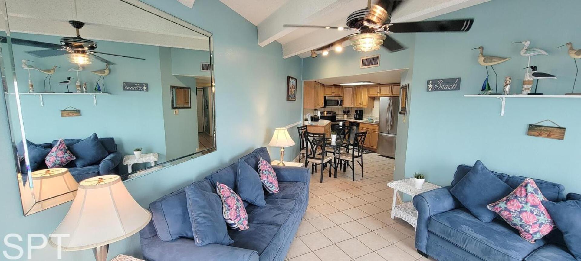 Aquarius 408 Apartment