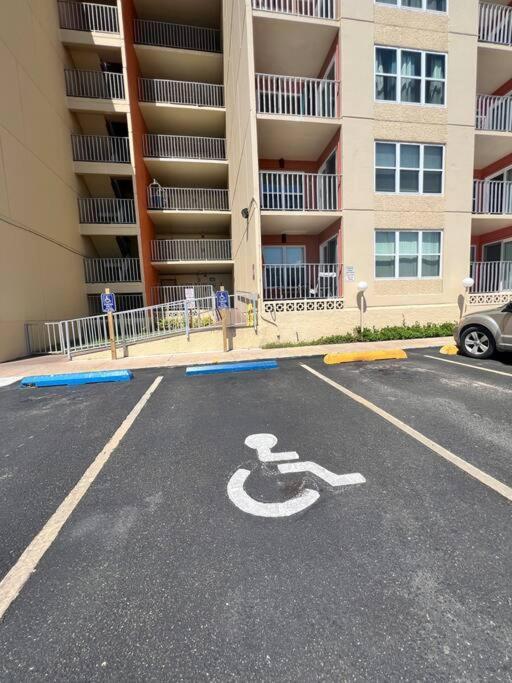 2 Bedroom Walk To The