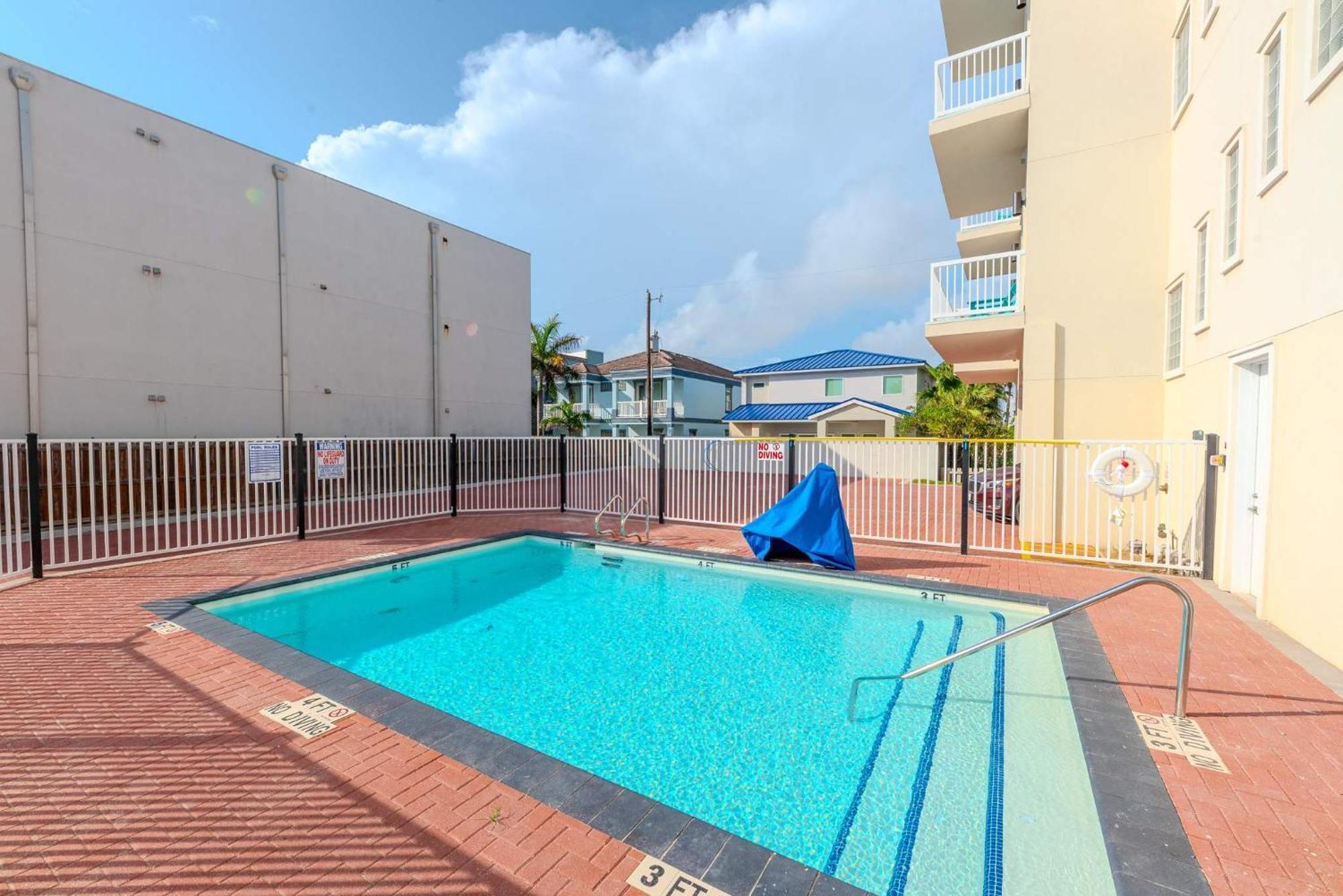 Sailfish Retreat Apartment *