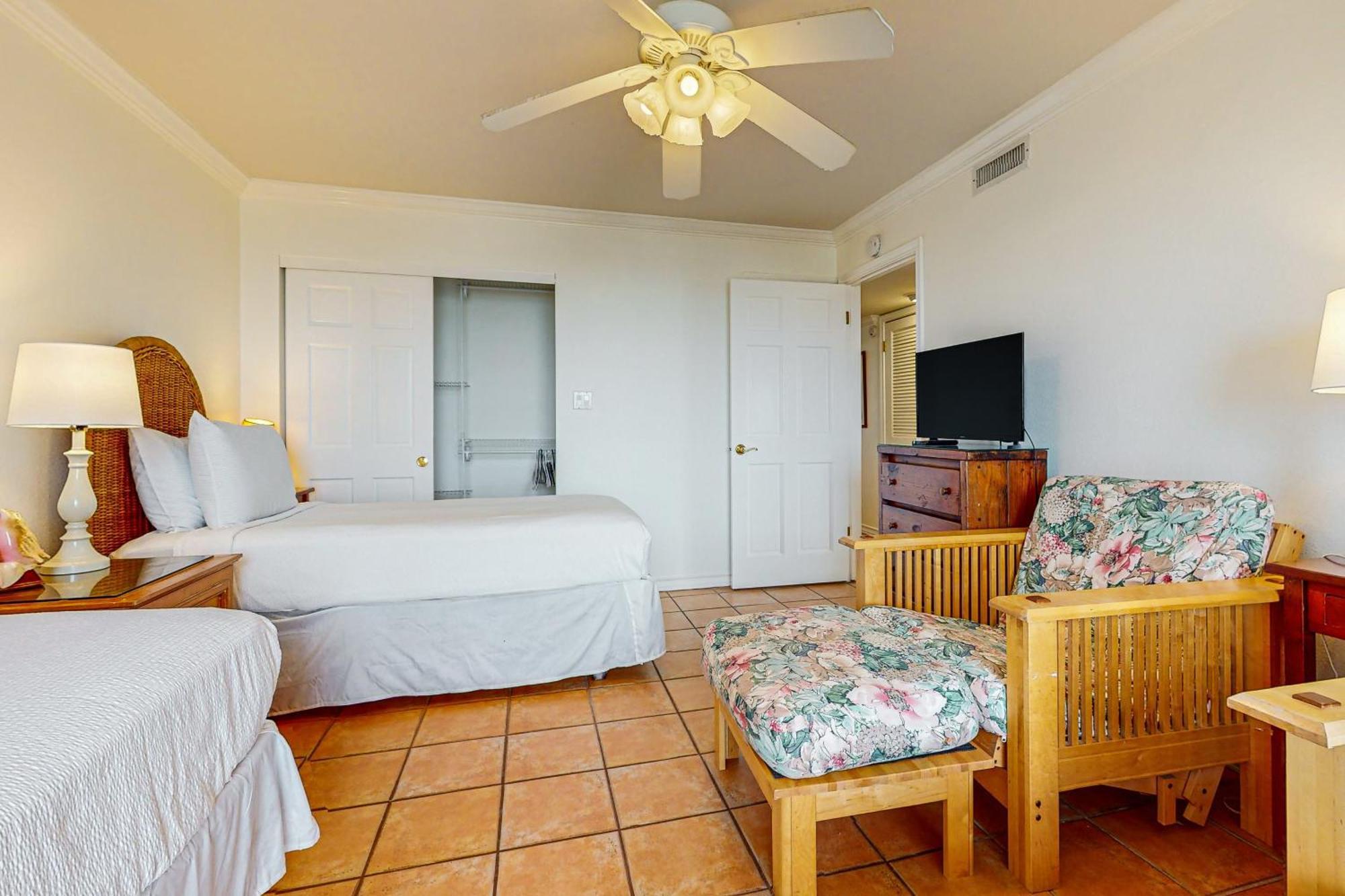 Apartment Ocean Vista #1101 *