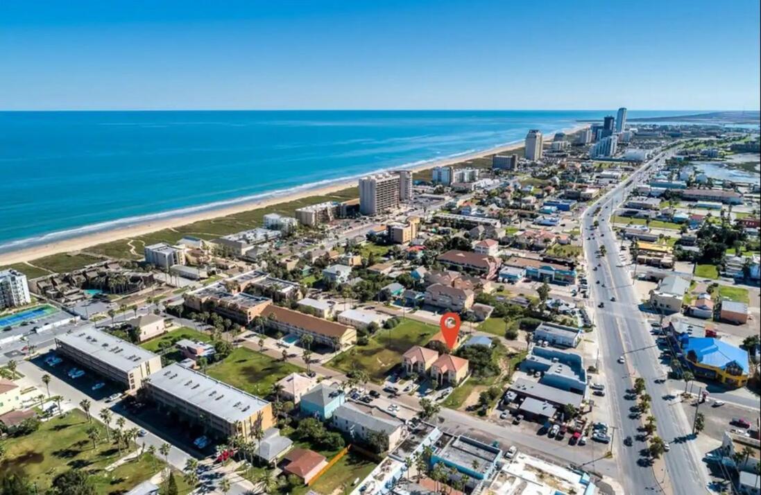 Center Entertainment District Paradise At Pike St South Padre Island