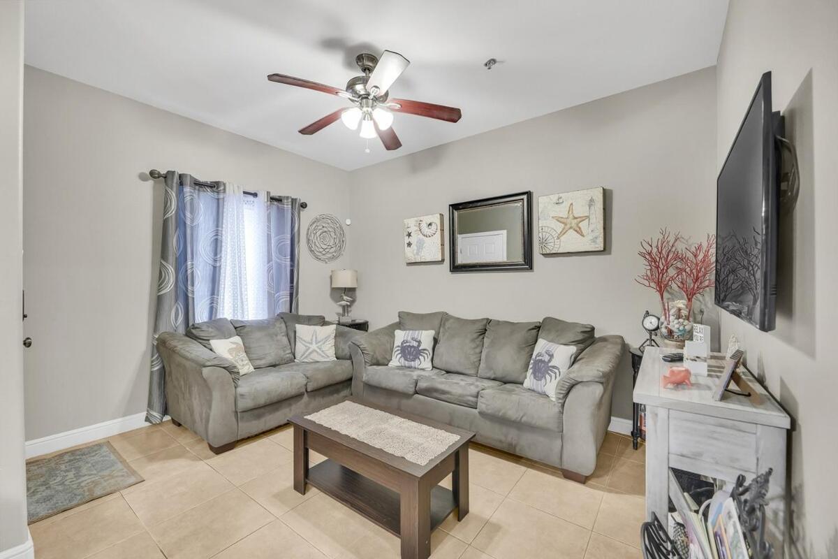 Center Entertainment District Paradise At Pike St Apartment South Padre Island