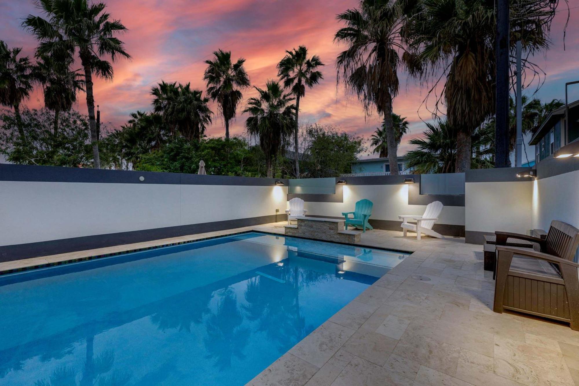 Immaculate Townhouse W Pool & Balcony South Padre Holiday home South Padre Island