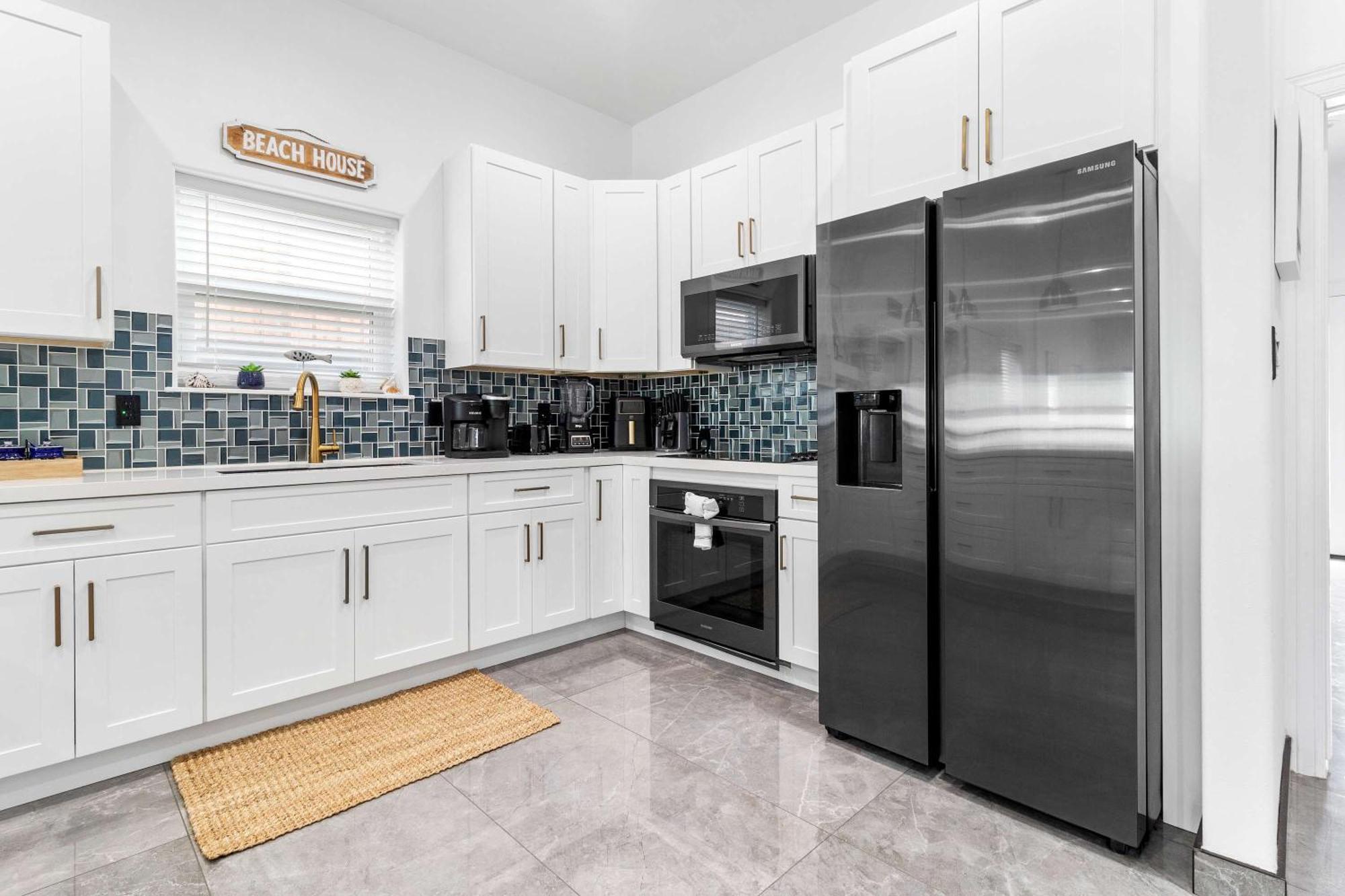 Immaculate Townhouse W Pool & Balcony South Padre South Padre Island