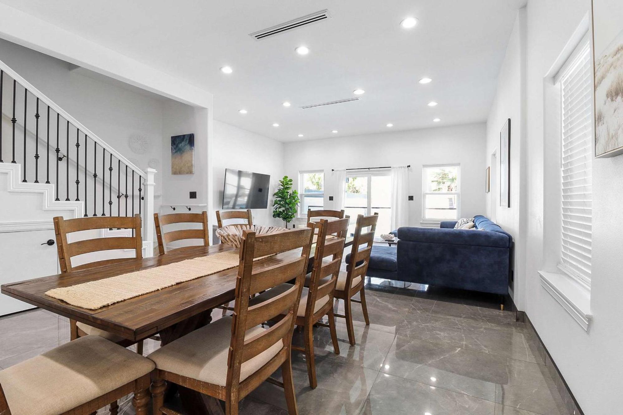 Immaculate Townhouse W Pool & Balcony South Padre *