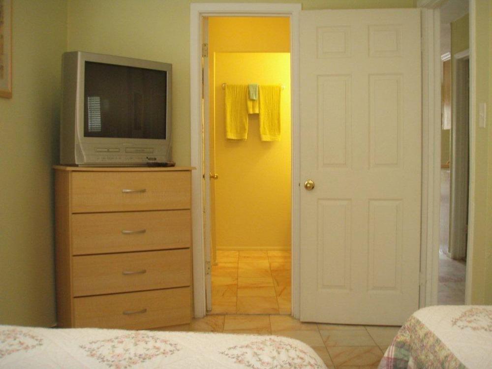Capricorn House Vacation Hotel
