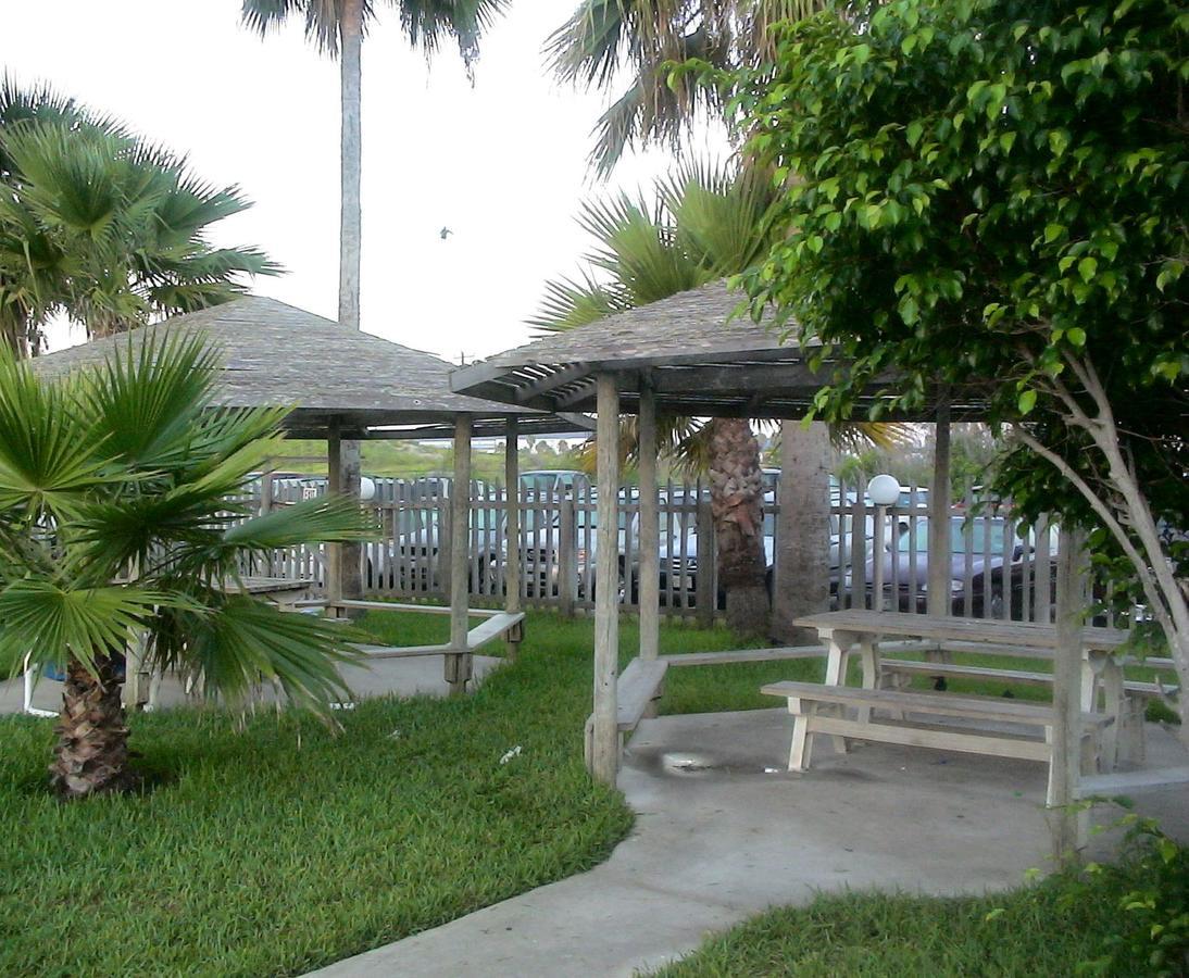 Gulf View Aparthotel