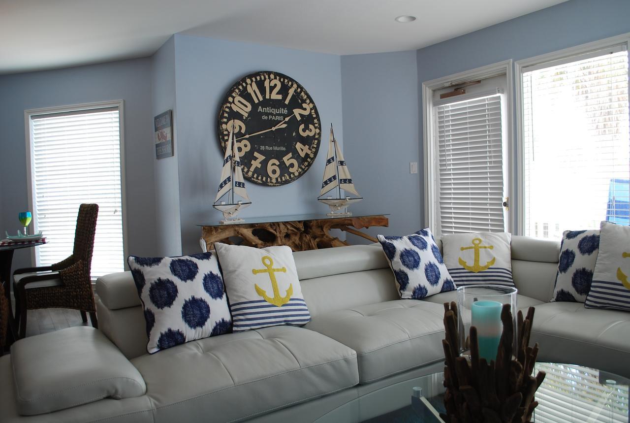 Gulf Point Apartment *
