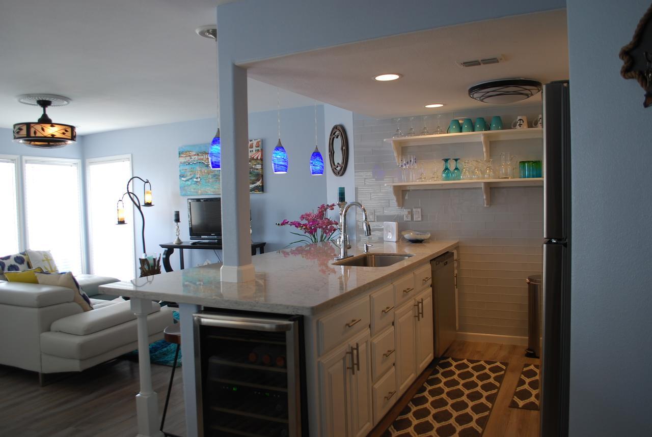 Gulf Point Apartment