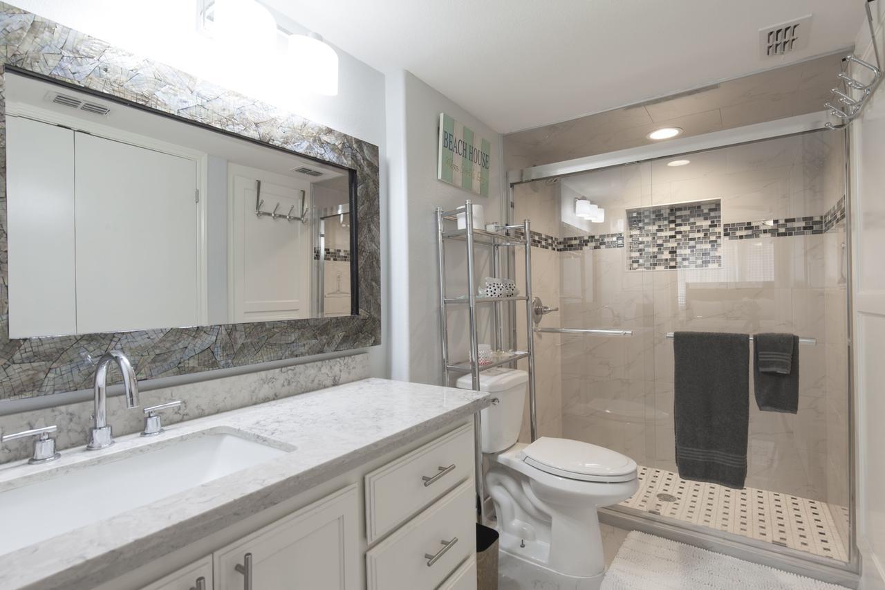 Gulf Point Apartment *