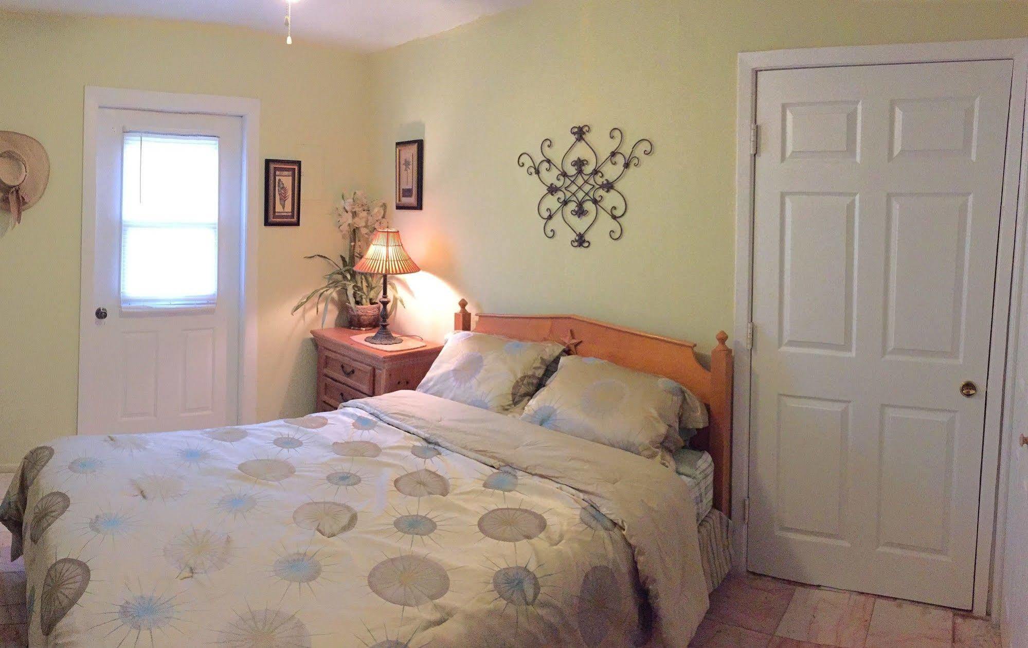 Capricorn House Vacation Hotel